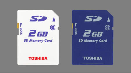 00351512-photo-sd-card-toshiba.jpg