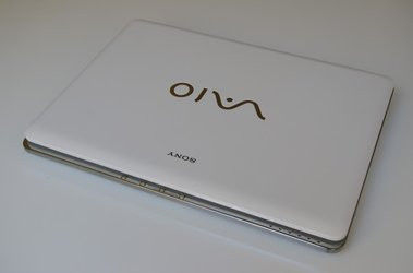 000000FA00560473-photo-sony-vaio-cr.jpg