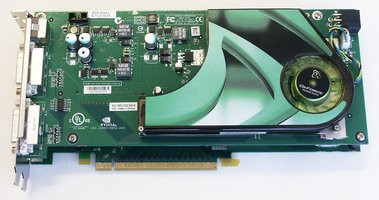 000000C800342498-photo-xfx-geforce-7950gx2-520m-extreme-1.jpg