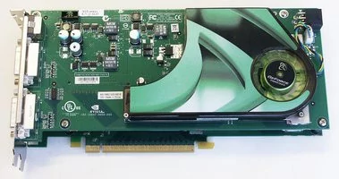 000000C800342498-photo-xfx-geforce-7950gx2-520m-extreme-1.jpg