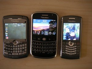 012C000001584648-photo-blackberry-bold.jpg