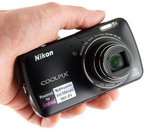 Nikon S800c : le premier compact sous Android !