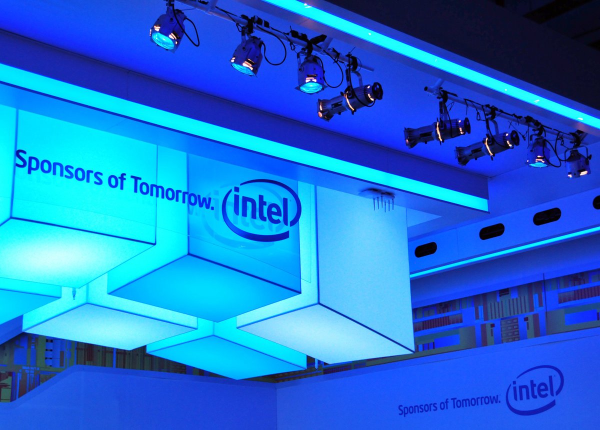 Intel Logo - CES 2011
