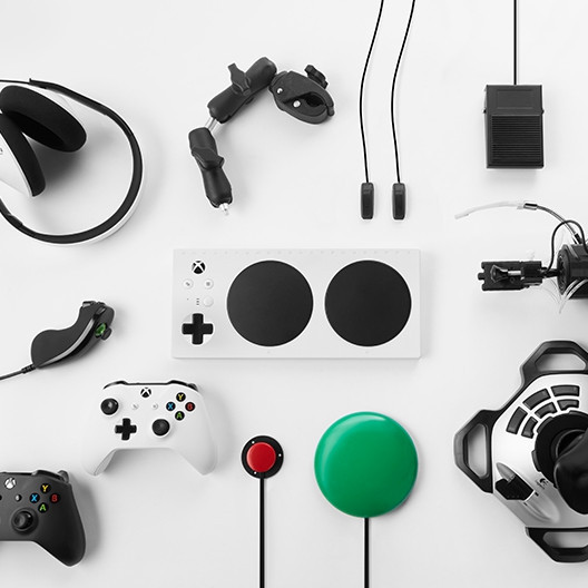 Manette Adaptive Xbox : Microsoft dévoile une manette adaptée au handicap