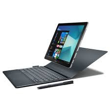 La tablette Galaxy Book 12 pouces avec son stylet et un clavier à