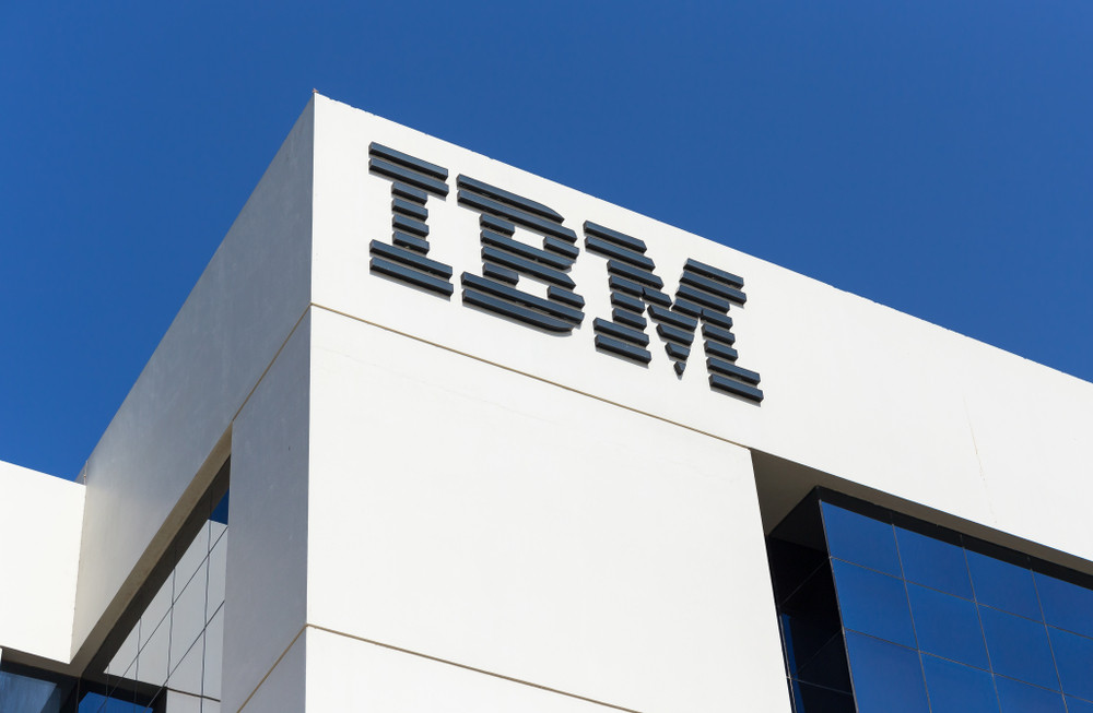 IBM © Laborant / Shutterstock.com