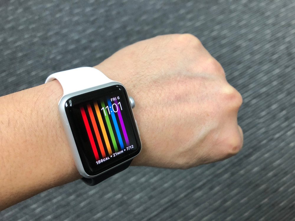 Apple Pride Face AppleWatch