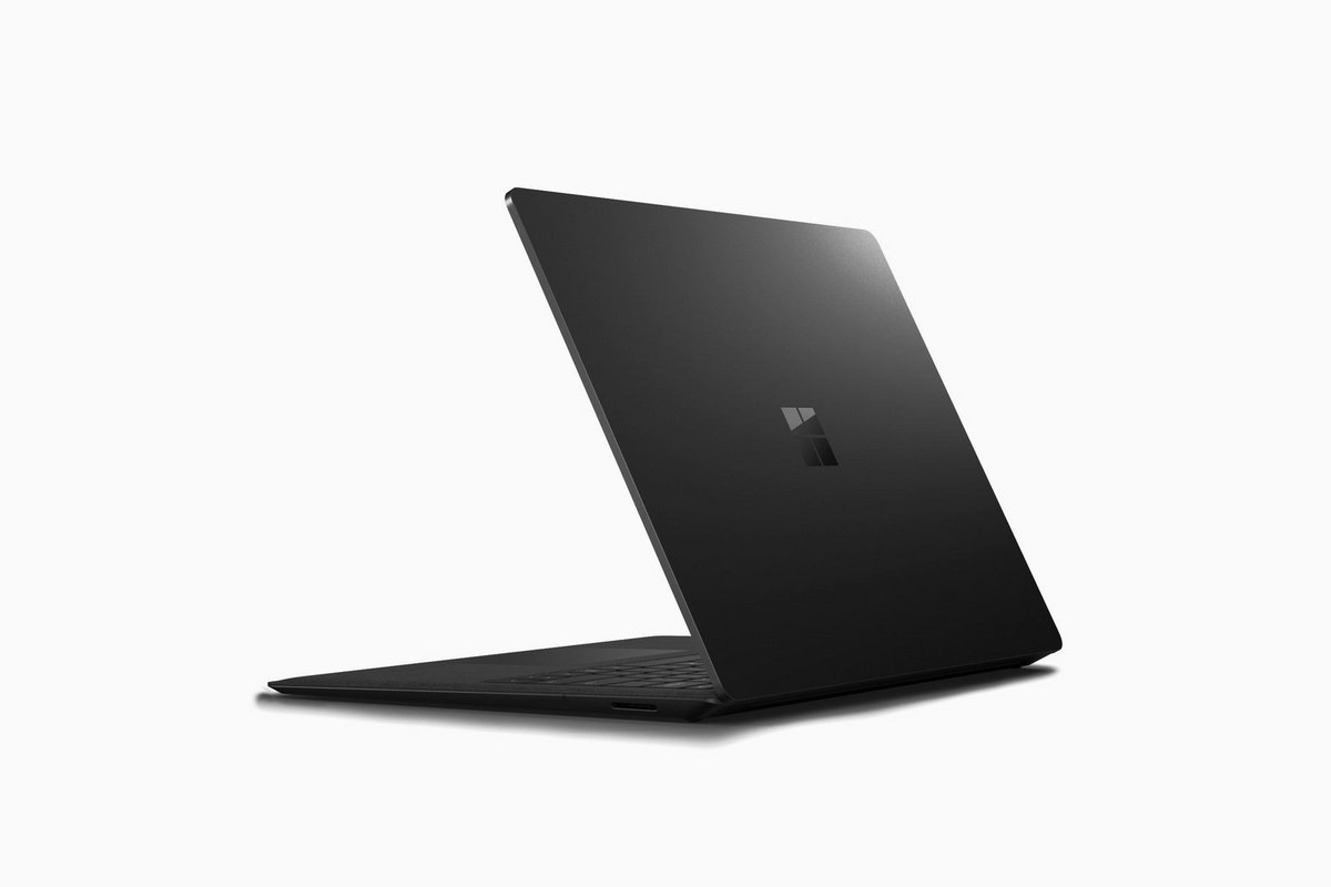 Surface Laptop 2 mockup