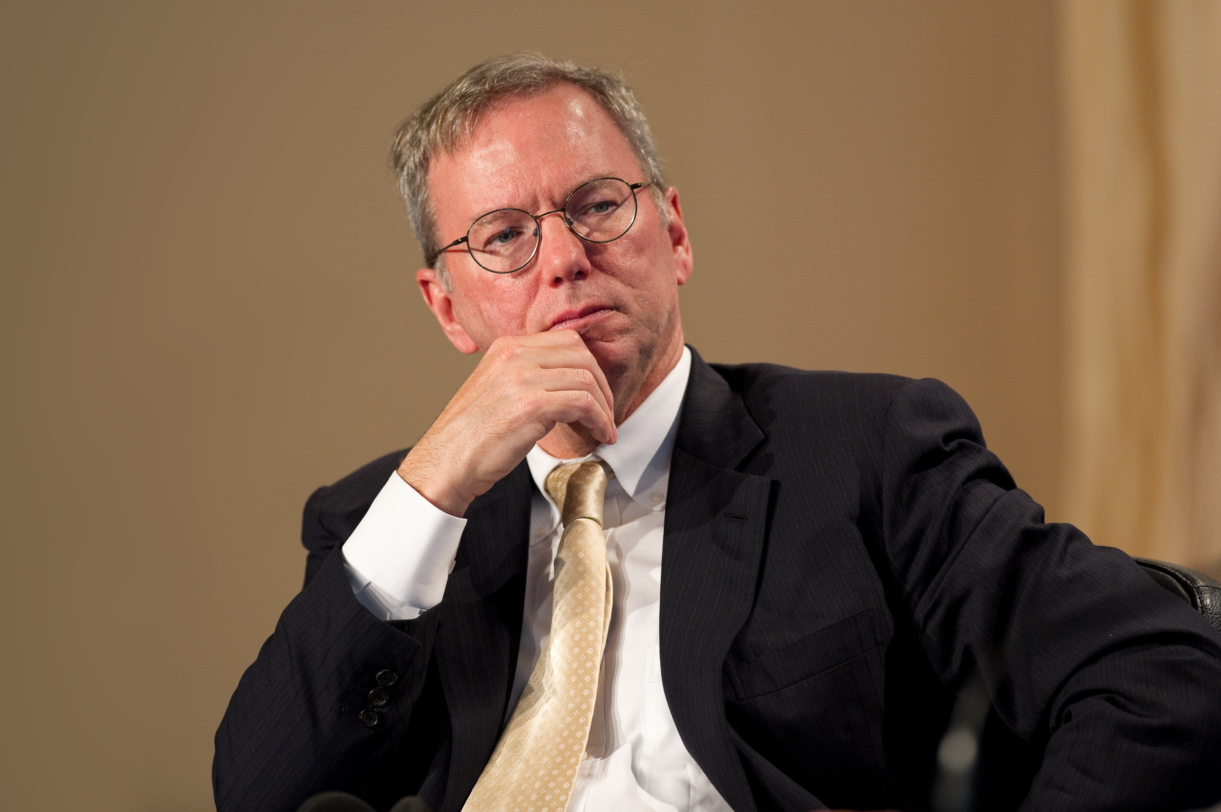 Eric Schmidt, ex-dirigeant de Google, a quitté l'entreprise sans annonce en février