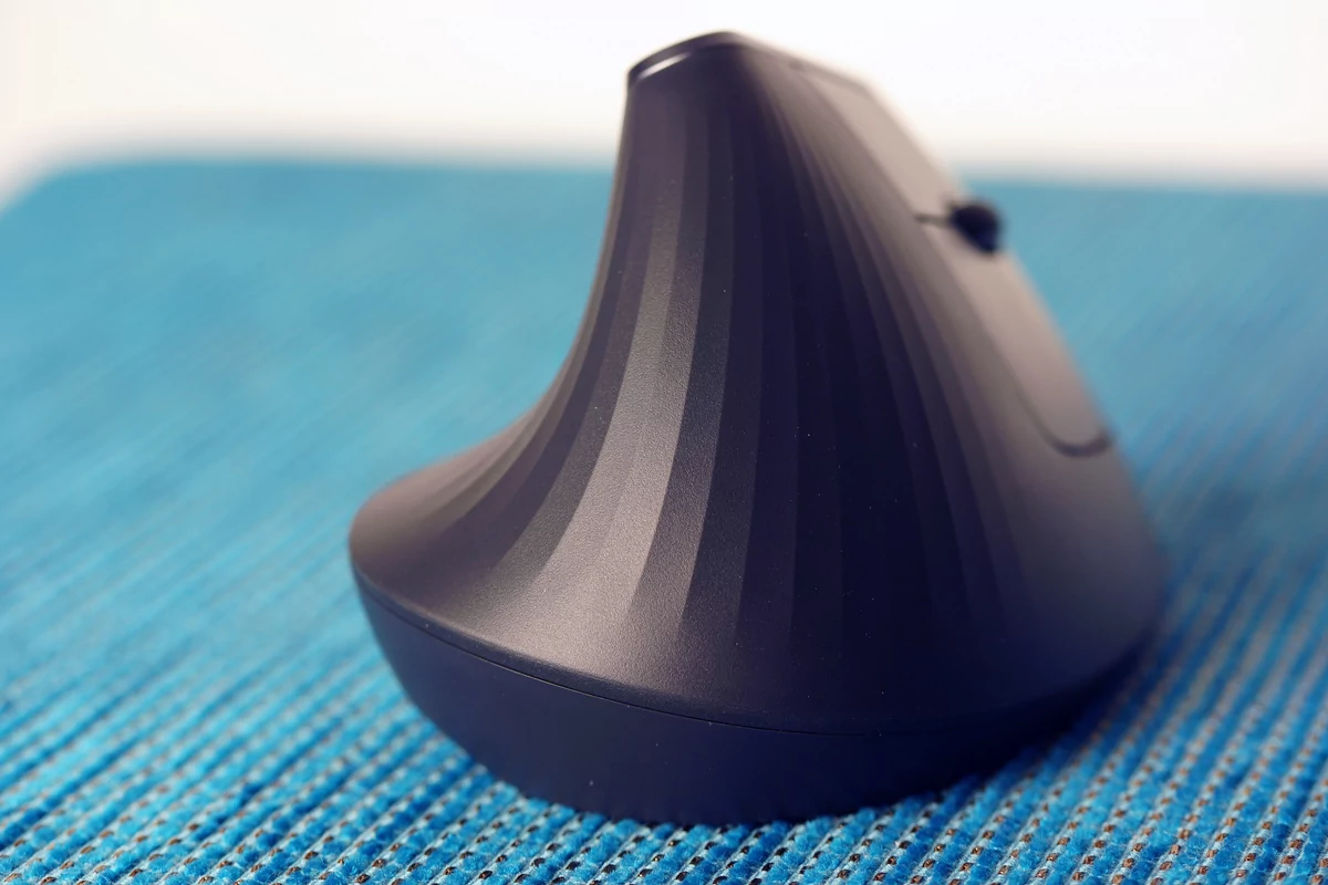 Logitech MX Vertical