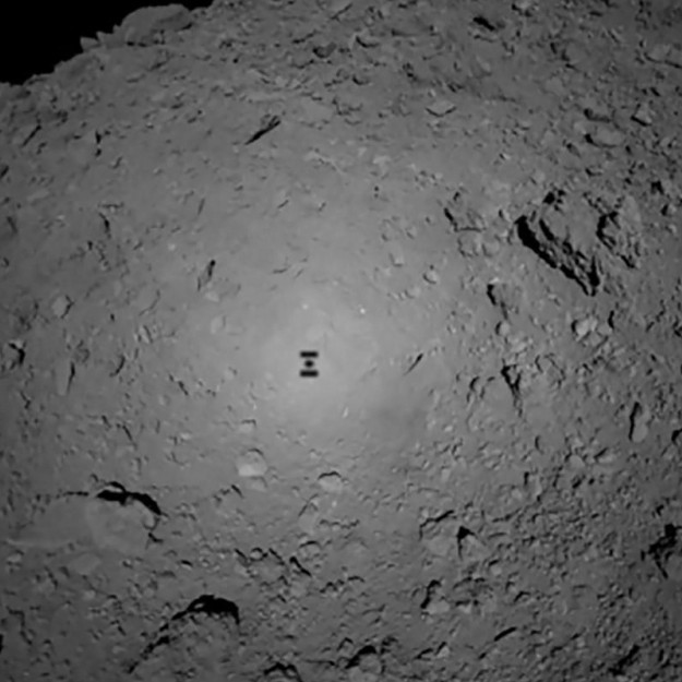 D'où viens-tu, Ryugu ? Les équipes scientifiques étudient la surface de l'astéroïde