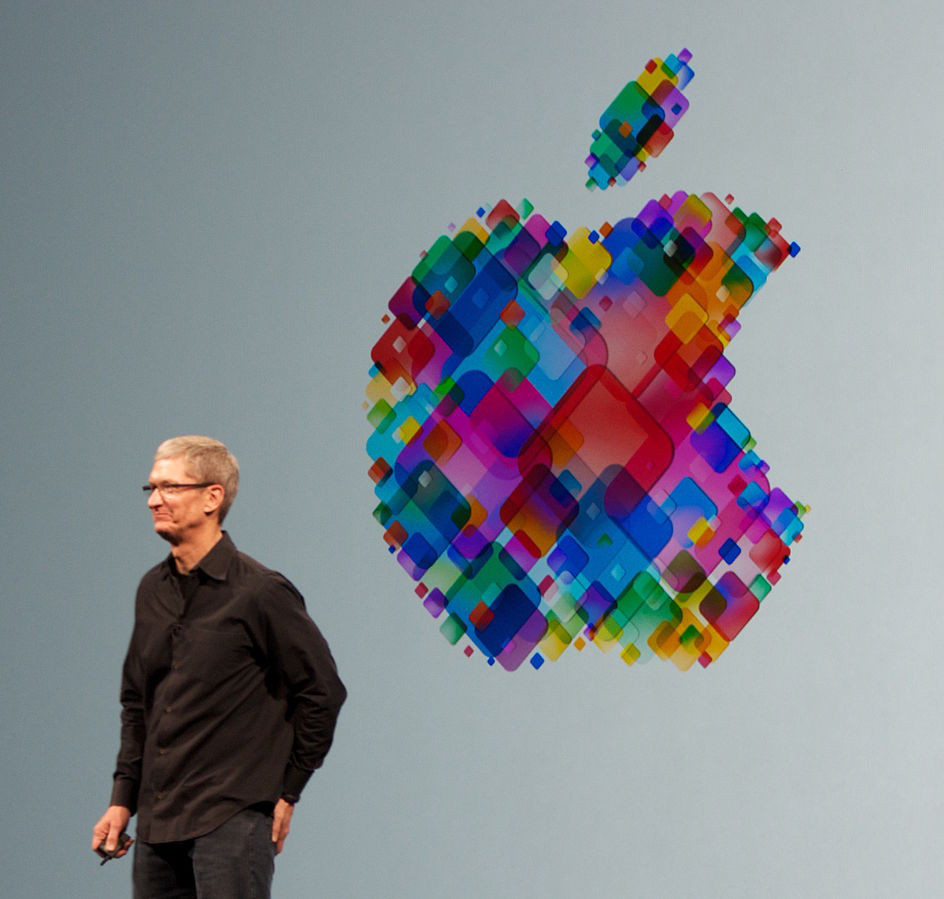 Tim Cook - Apple