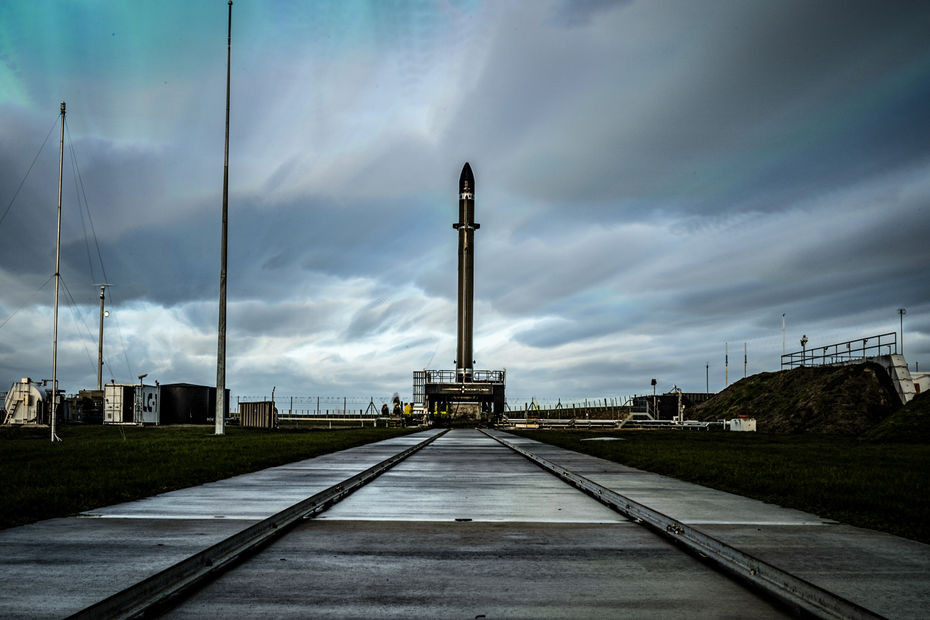 Le lanceur Electron sur son pas de tir en Nouvelle-Zélande. © Rocket Lab