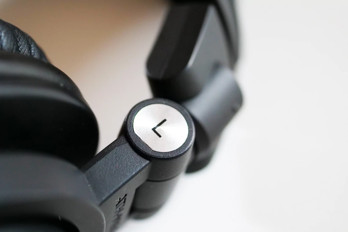 Audio-Technica ATH-M50xBT
