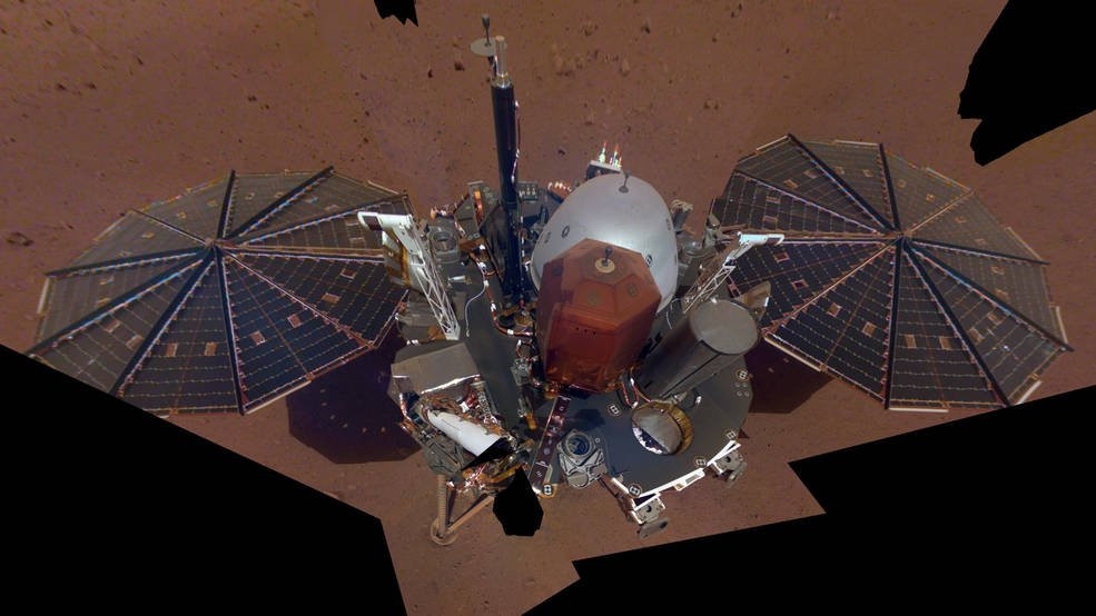 InSight selfie