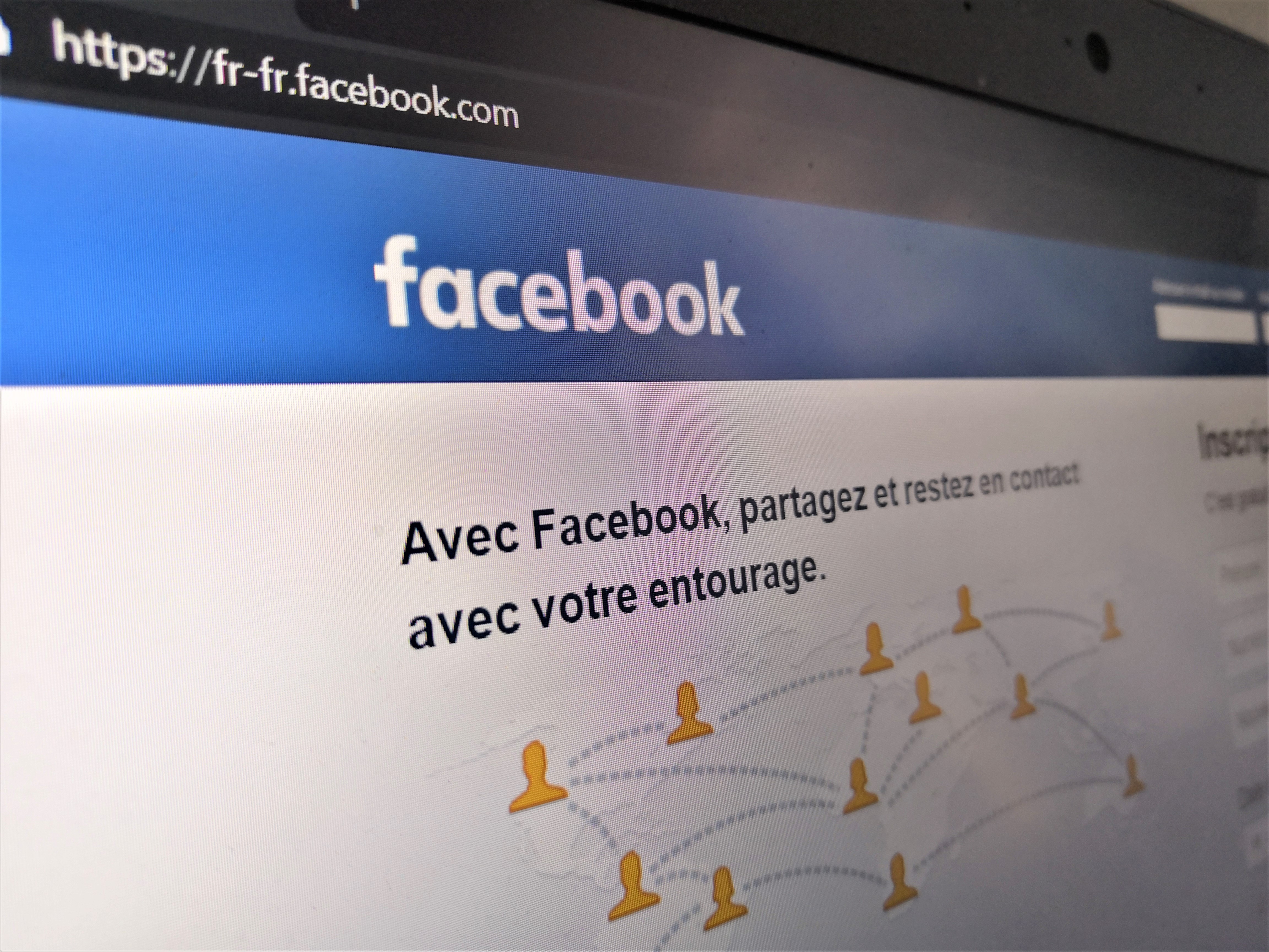 Facebook ne bloquera pas les publicités politiques... laissant aux utilisateurs le droit de les limiter