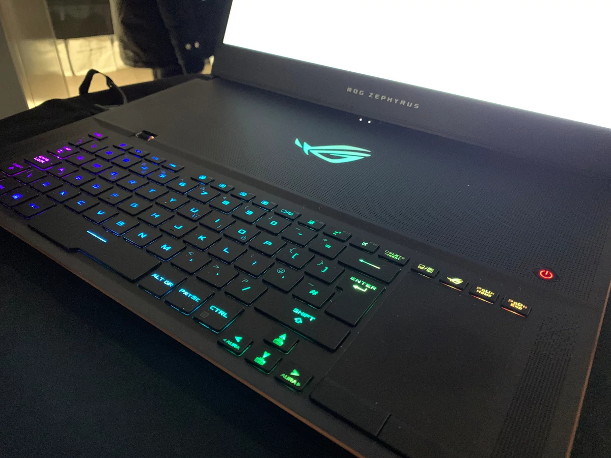 Asus ROG Zephyrus GX701