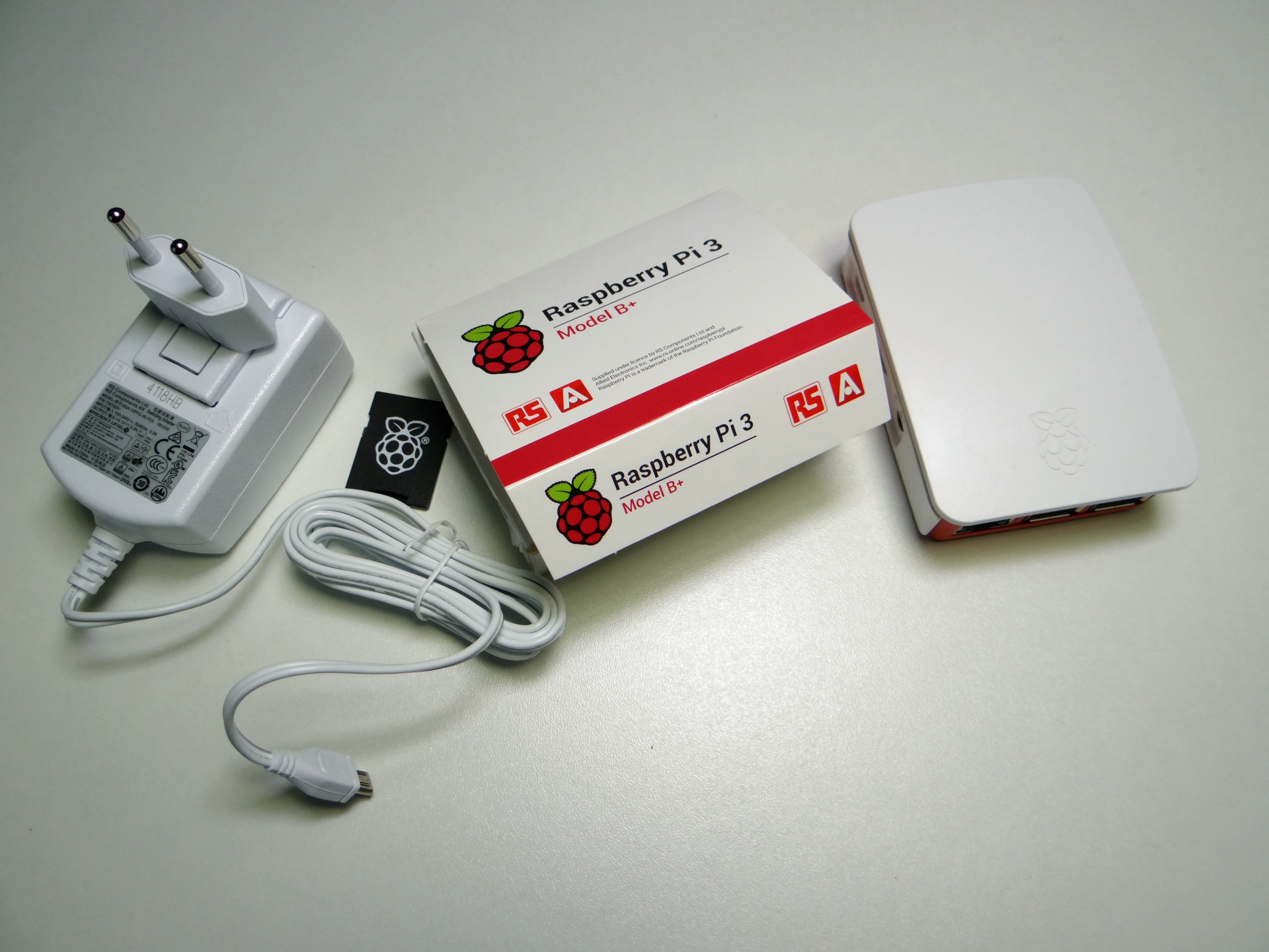 Avec un kit 3/ en 1/ dadaptateur compatible avec Raspberry Pi Zero W mat Coque avec dissipateur de chaleur pour Raspberry Pi Zero