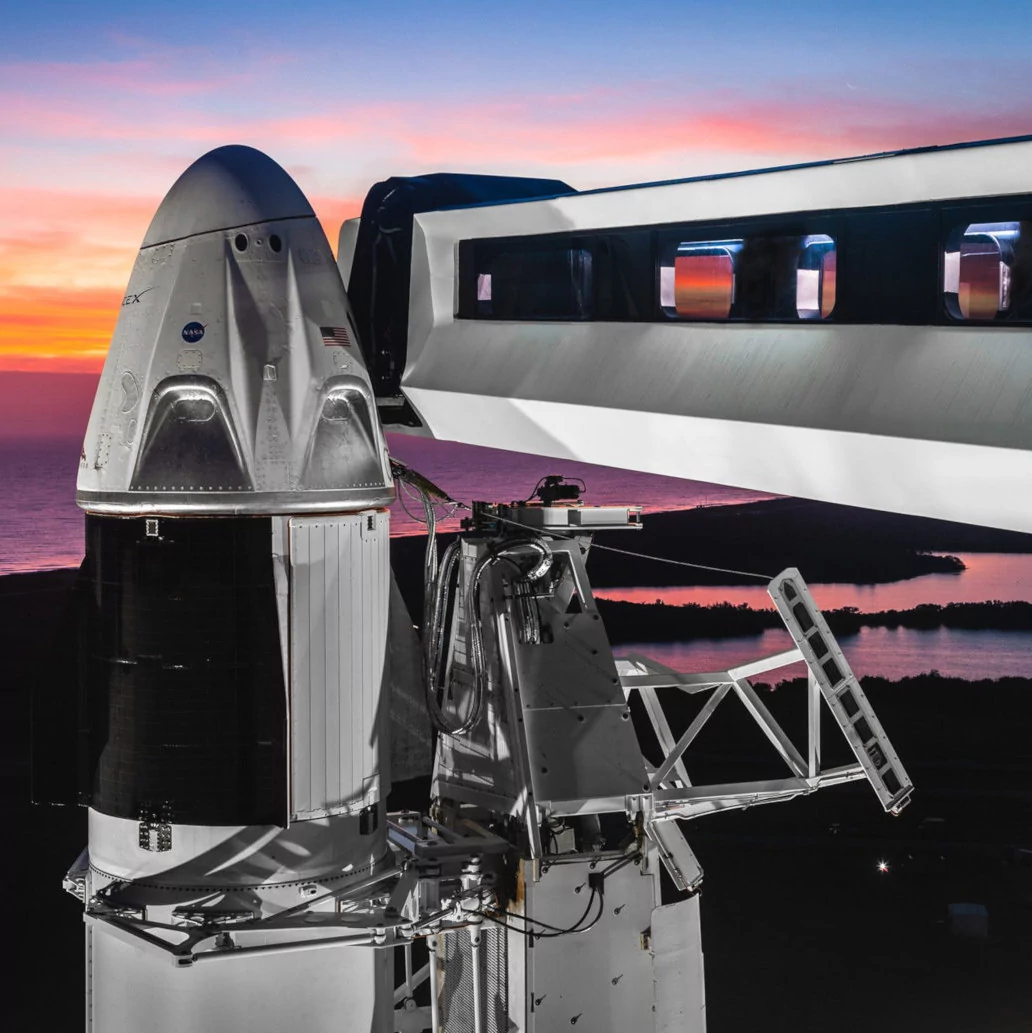SpaceX - Crew Dragon_cropped_1032x1033
