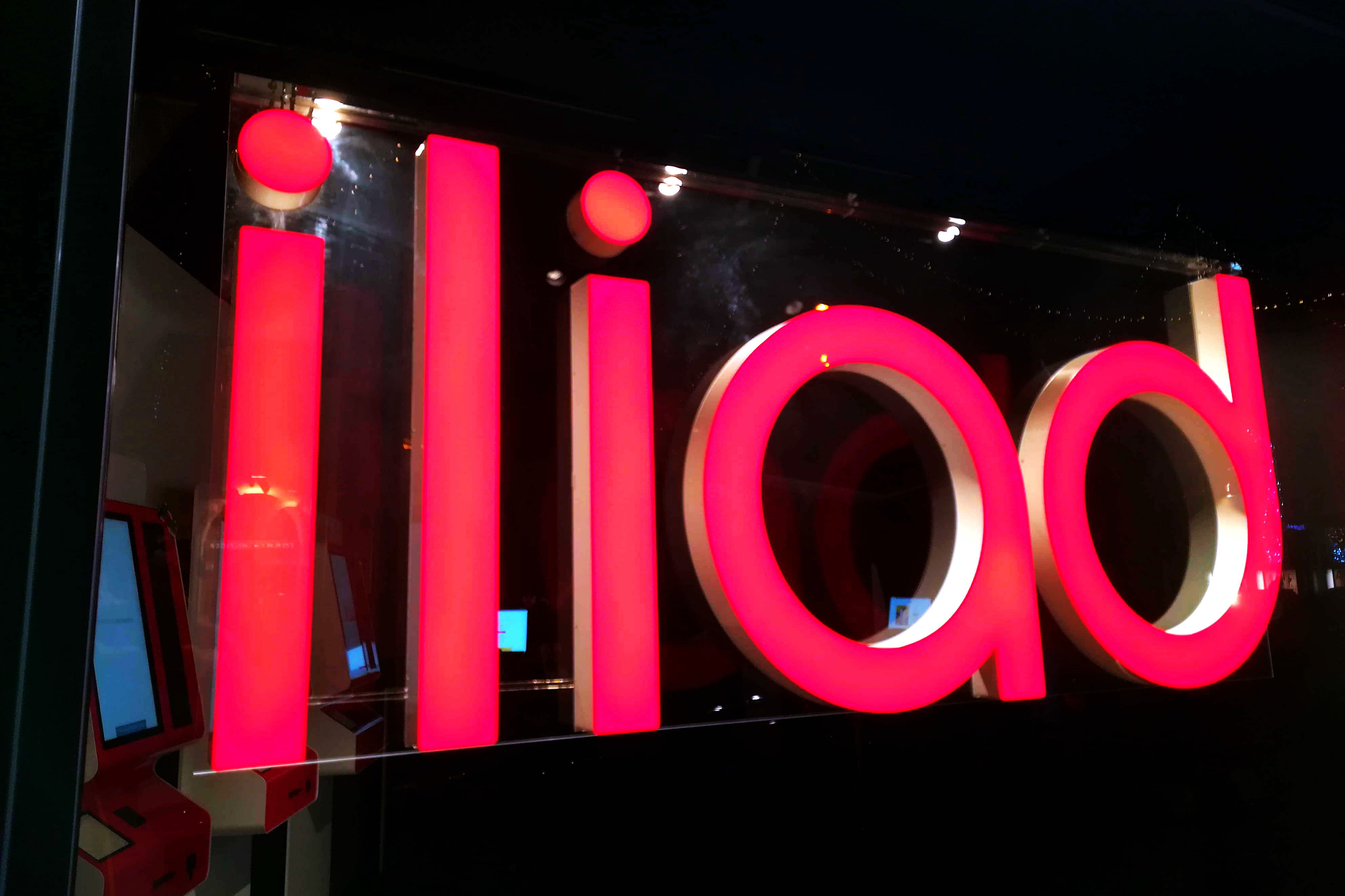 Iliad souhaiterait accélérer en Italie en s'offrant Vodafone