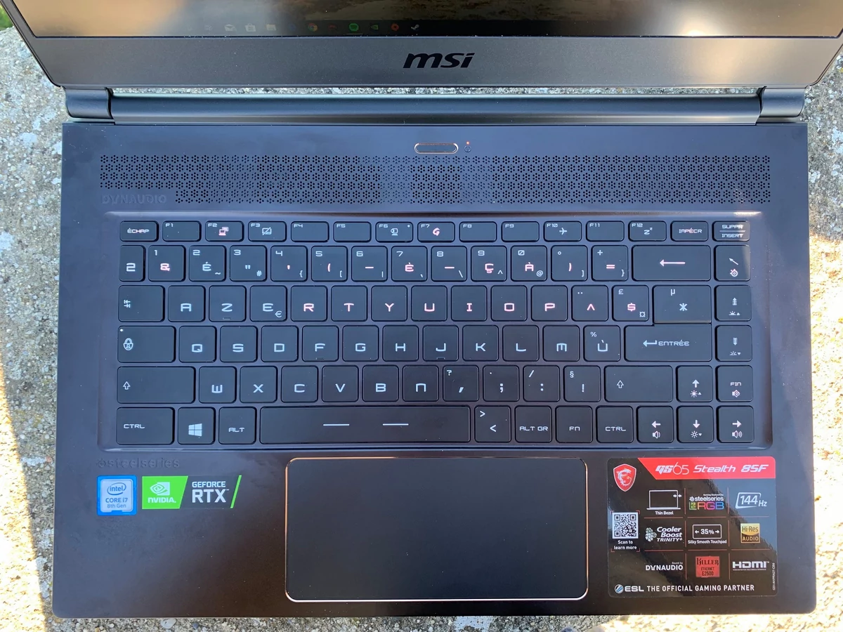 TEST-MSI-GS65-Stealth-8SR (11).JPG