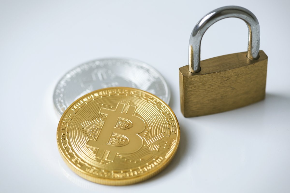 Cryptomonnaies piratage sécurité © Shutterstock.com