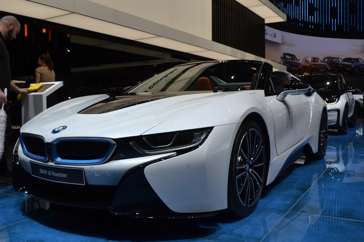 BMW i8 Roadster