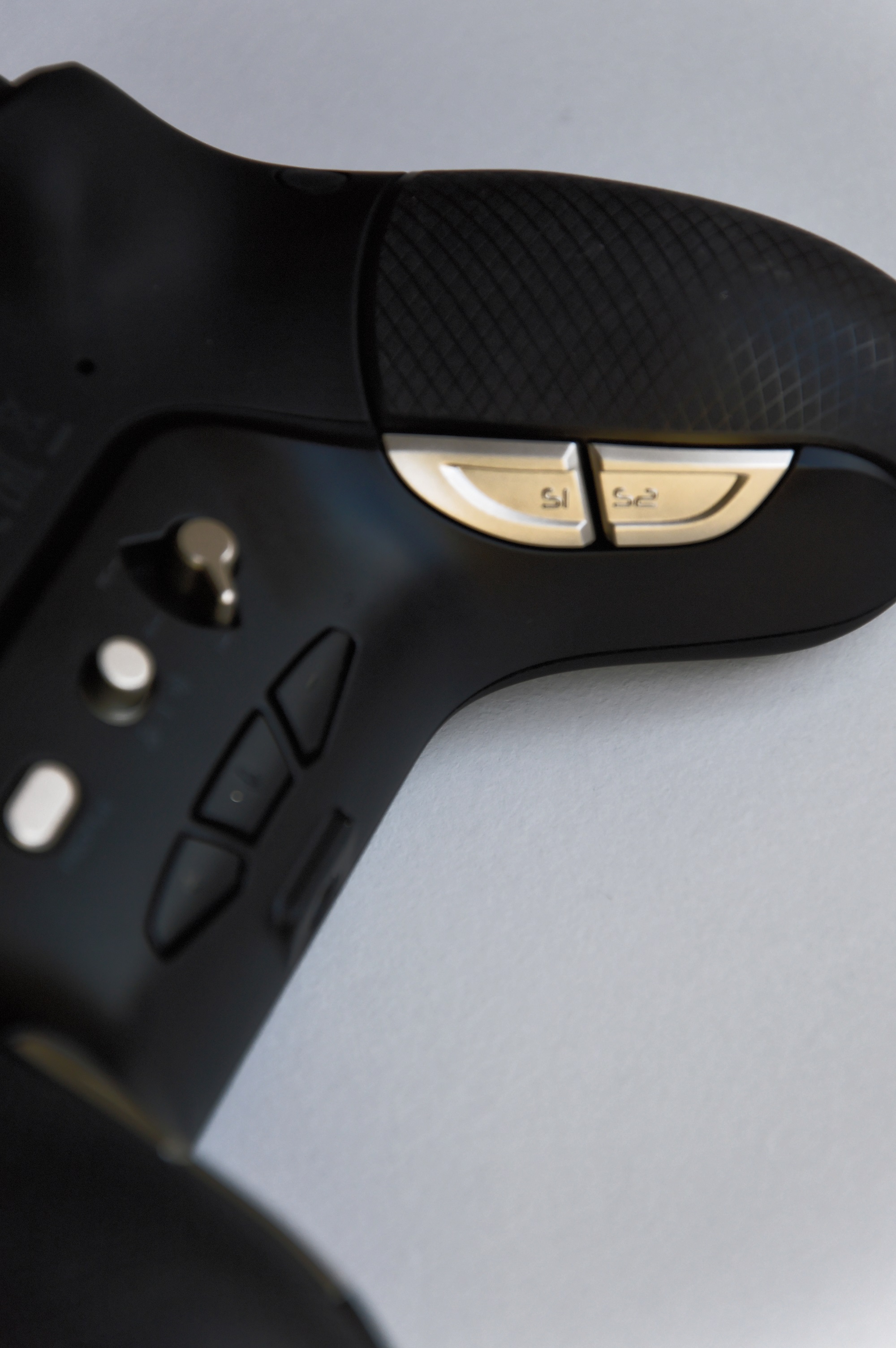 Test Nacon Revolution Unlimited Pro Controller Une Manette Qui Les Surpasse Toutes