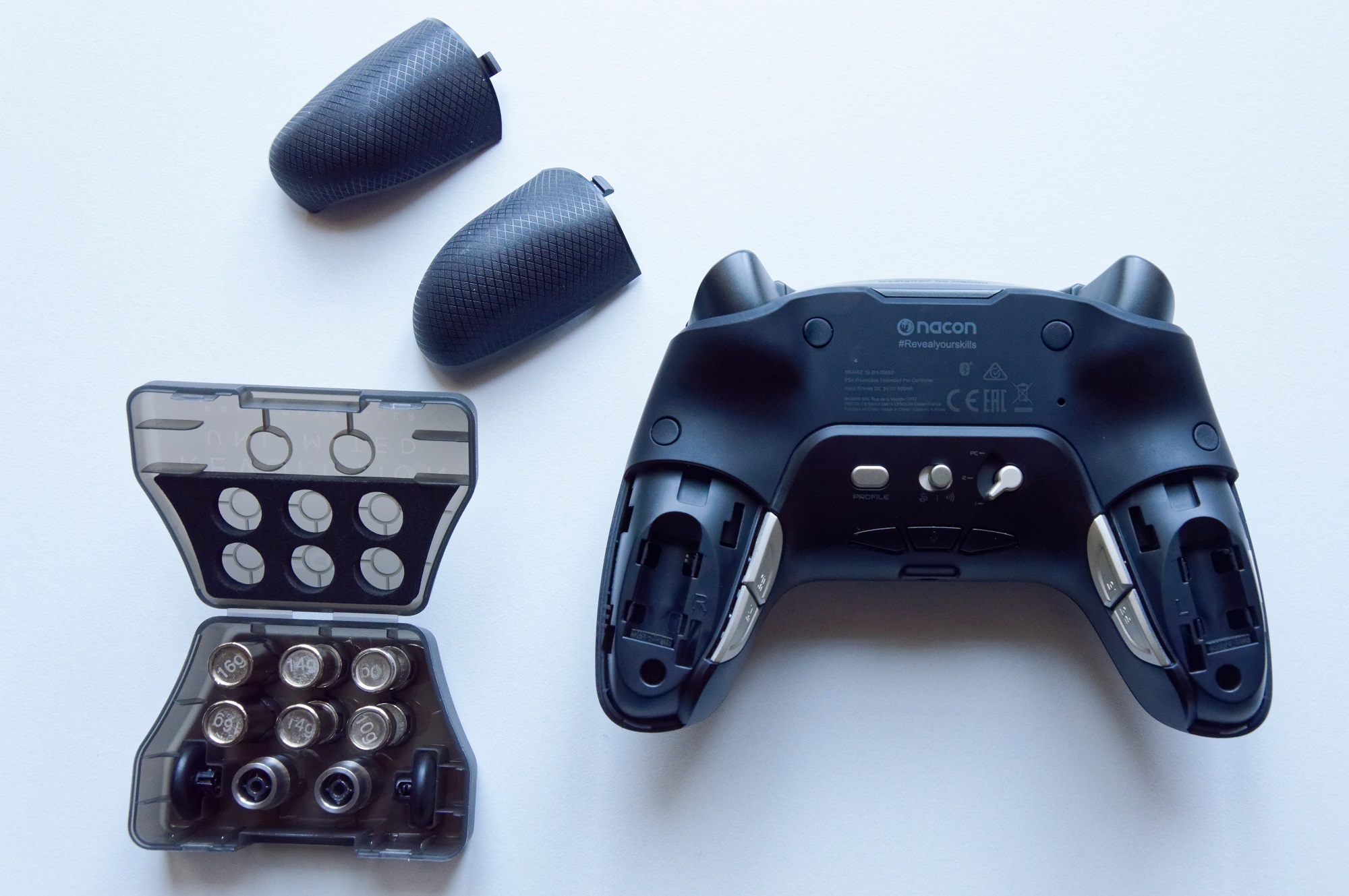 Test Nacon Revolution Unlimited Pro Controller Une Manette Qui Les Surpasse Toutes