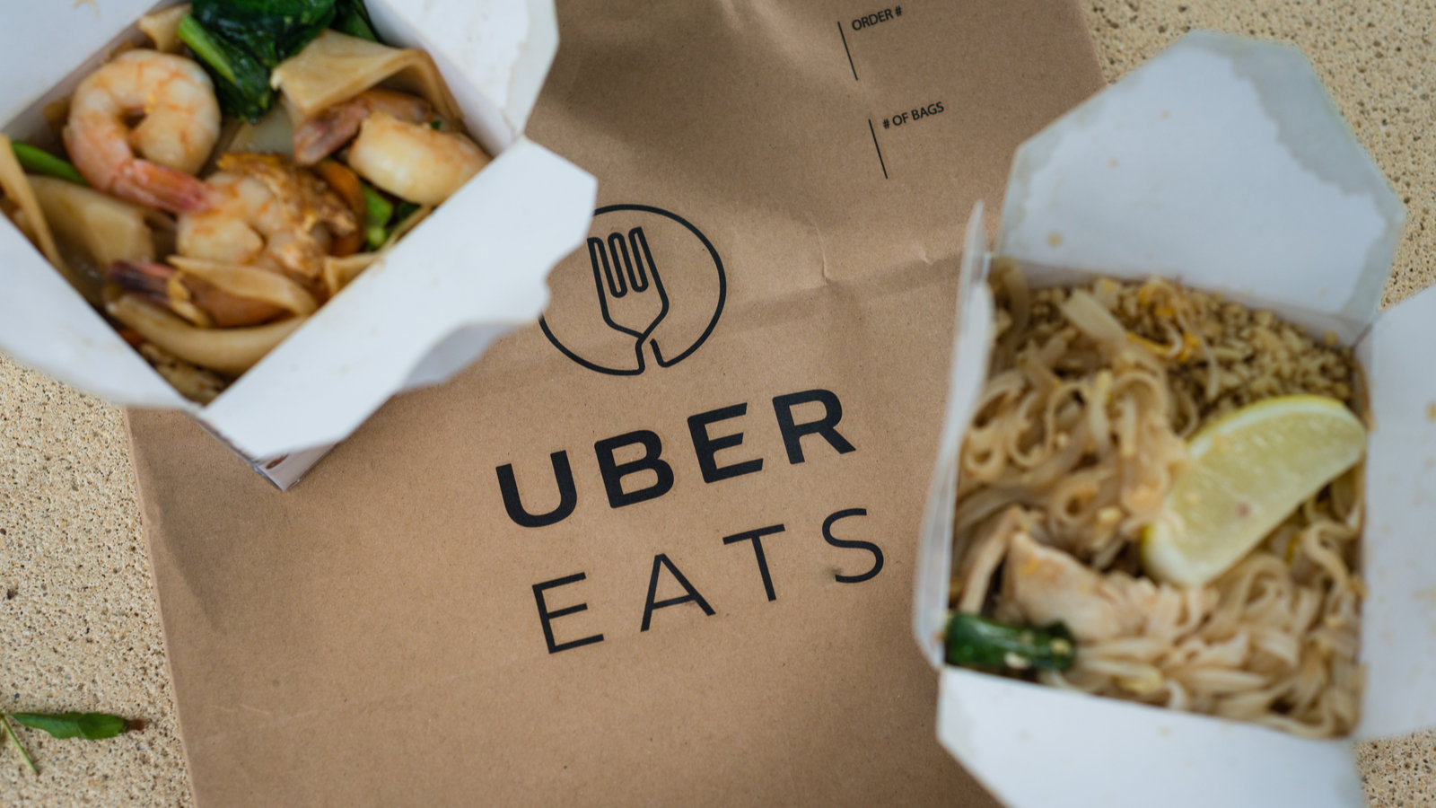 Uber encourage ses chauffeurs à livrer pour Uber Eats pour compenser leurs pertes dues au confinement