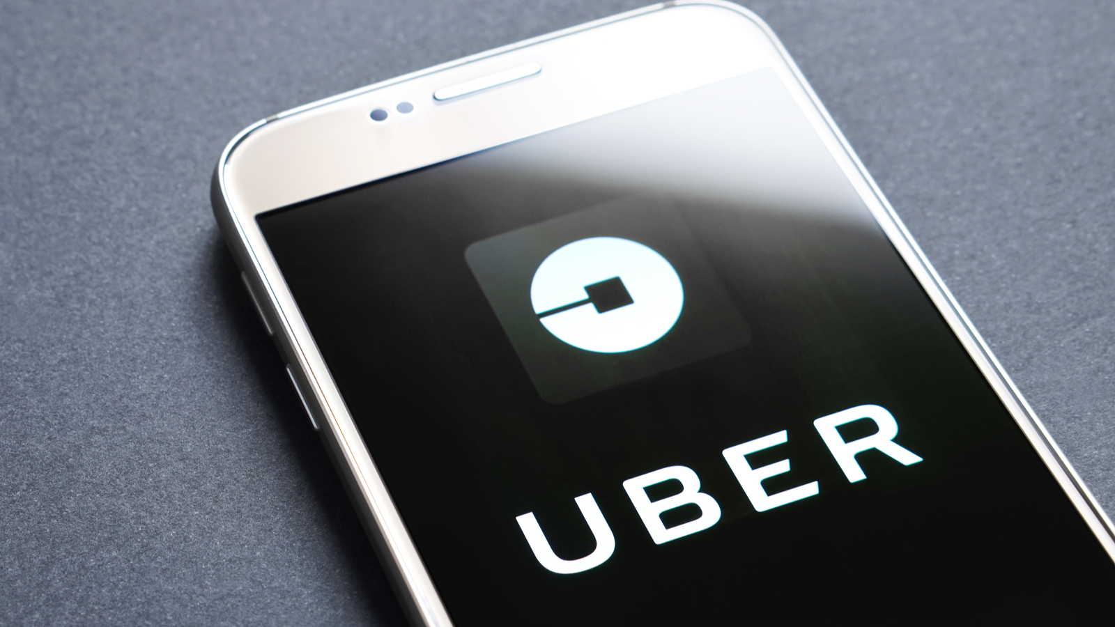 Nouveau scandale chez Uber, accusé d'espionner ses chauffeurs