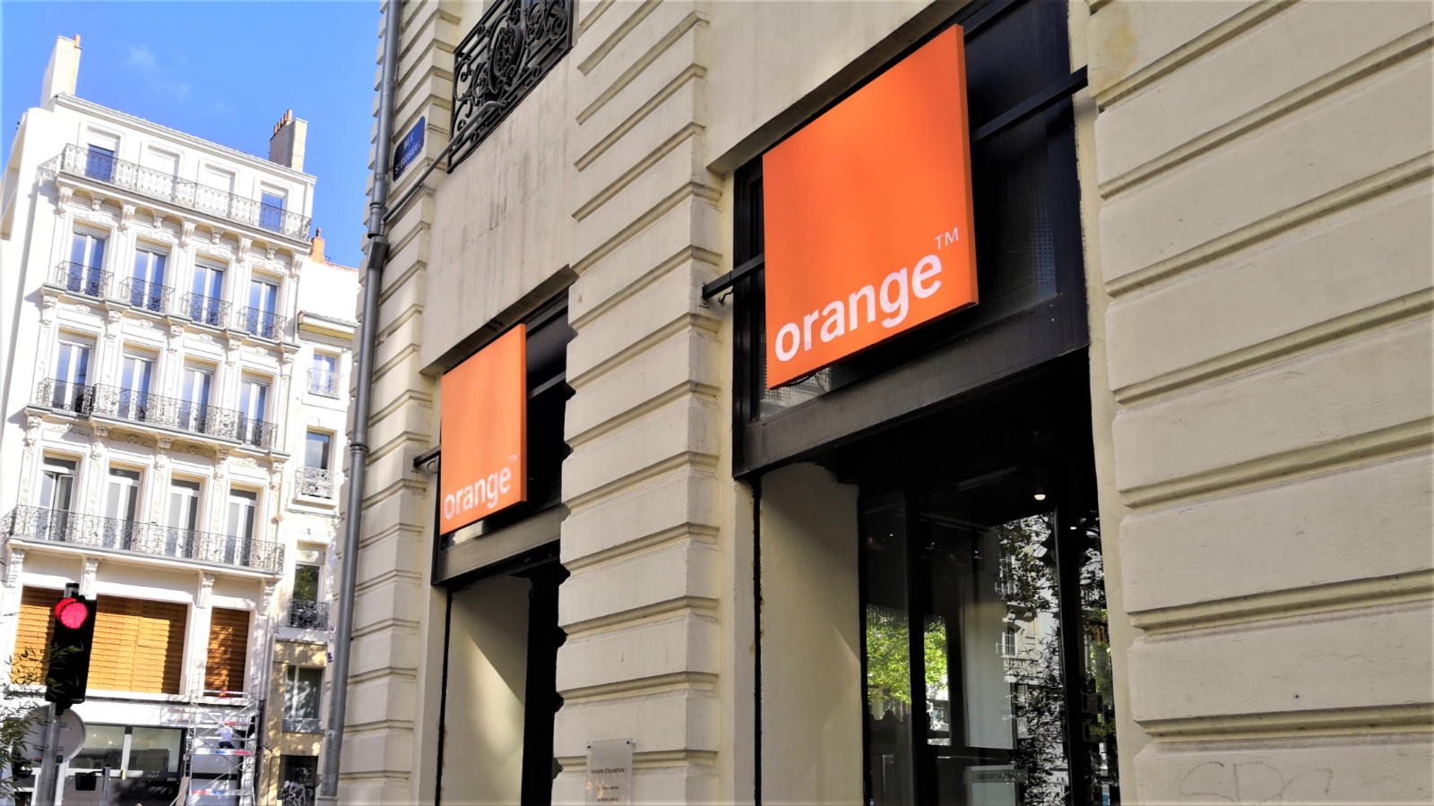 Orange patine un peu au 3e trimestre, mais soigne sa convergence fixe-mobile