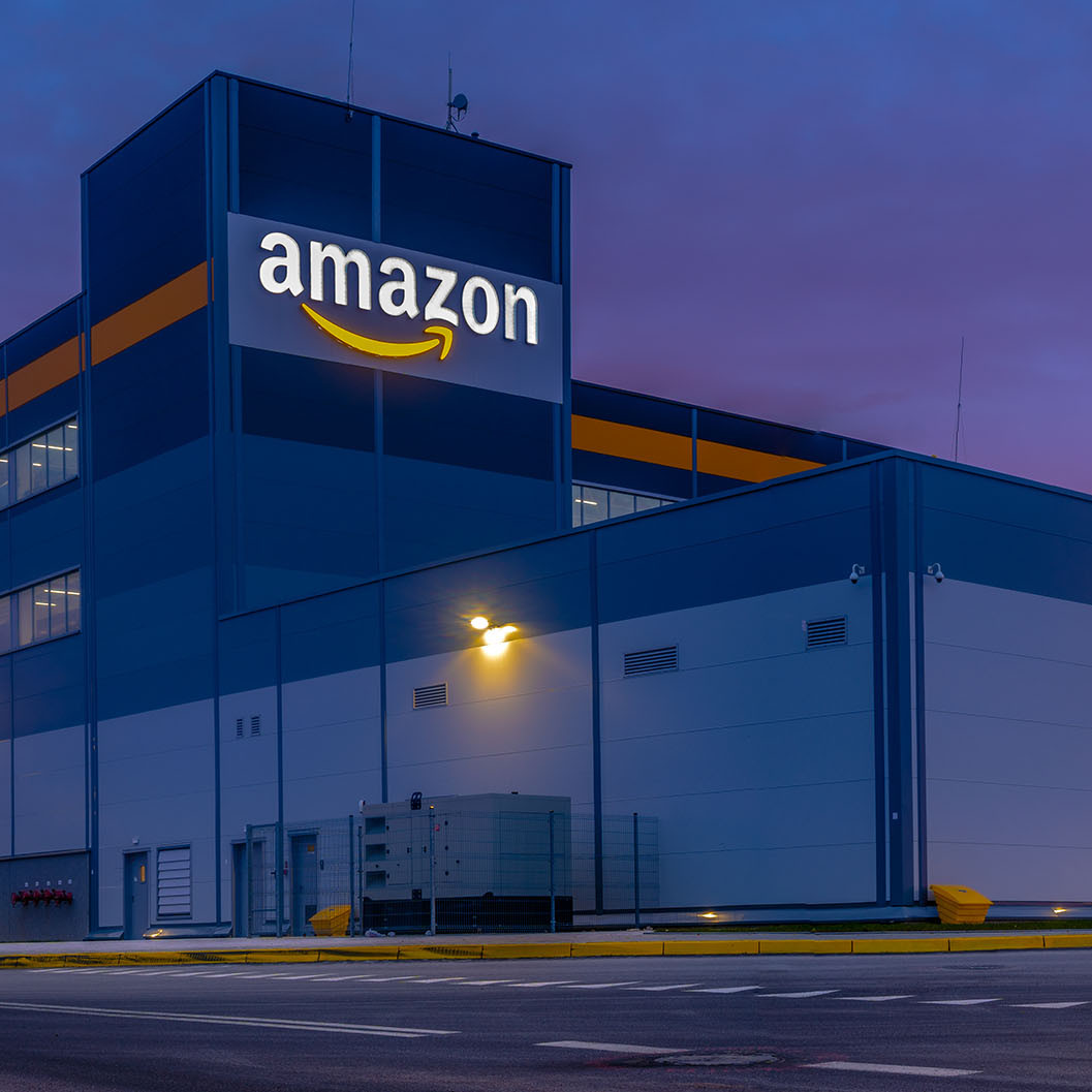 Amazon menace de suspendre l'activité de ses centres de distribution français