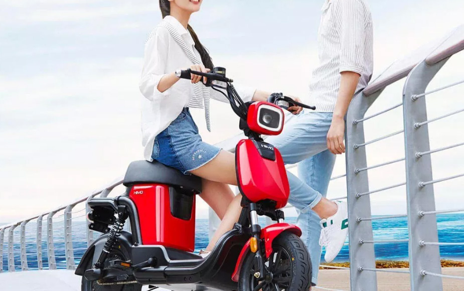 Apr s le v lo lectrique Xiaomi pr sente un cyclomoteur