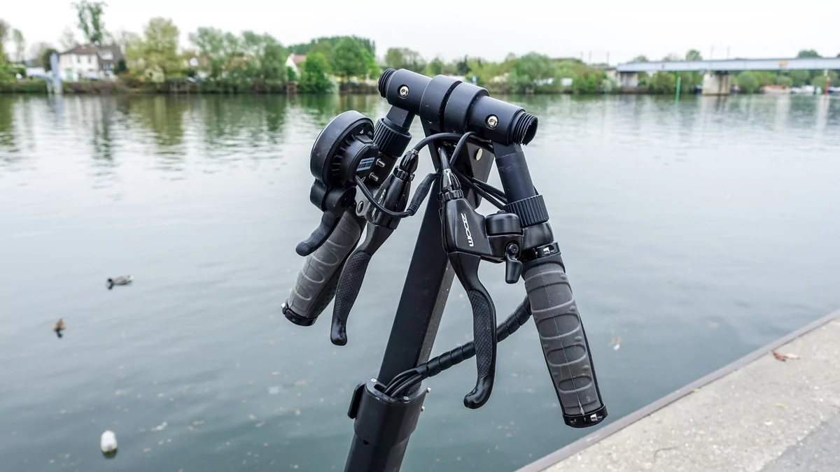 Smolt And Co Z1000 guidon plié