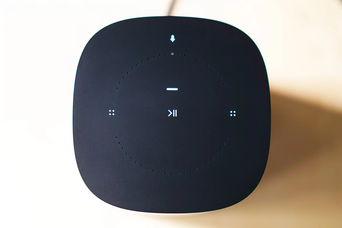 sonos-one-clubic-04-dessus.jpg