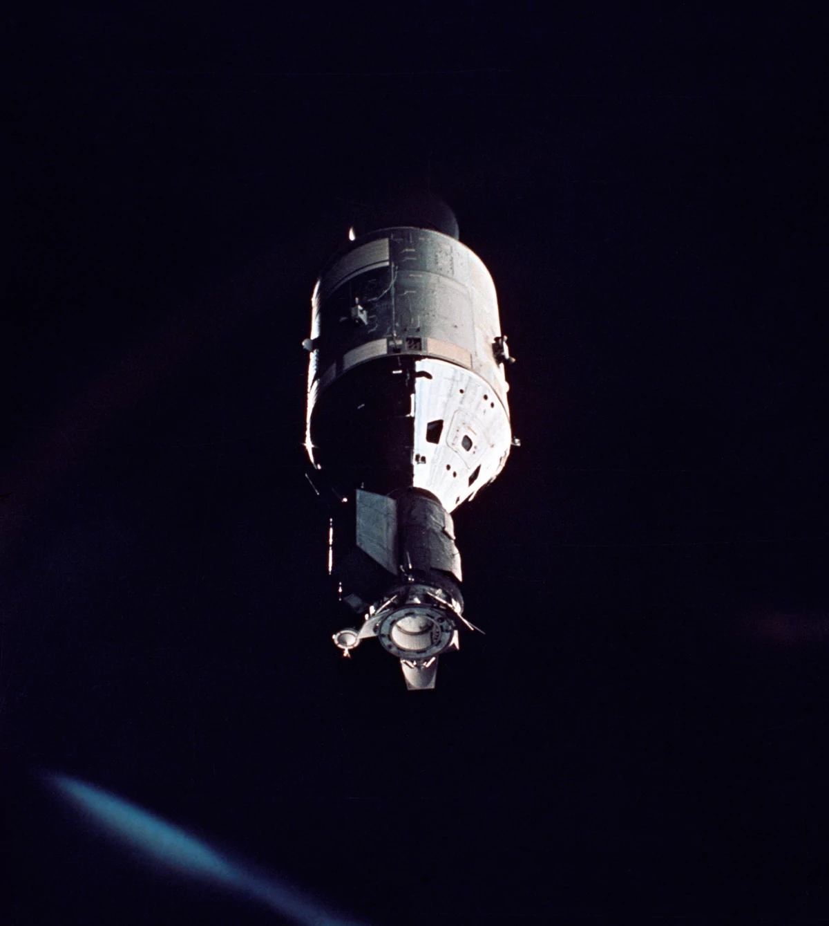 Apollo vue depuis Soyouz