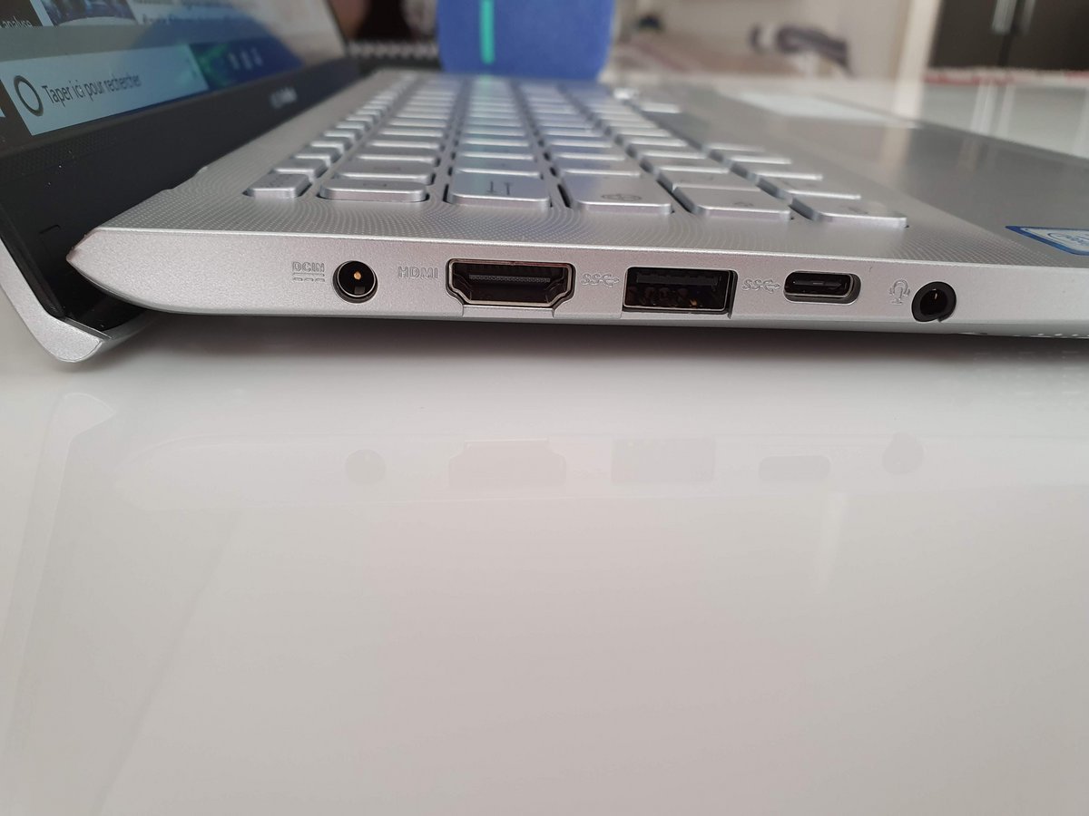 VivoBook S14 - Connectique 2