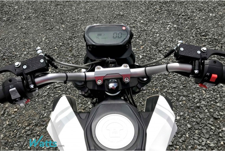 Easy-Watts lance sa petite moto électrique e-Roadster - Cleanrider