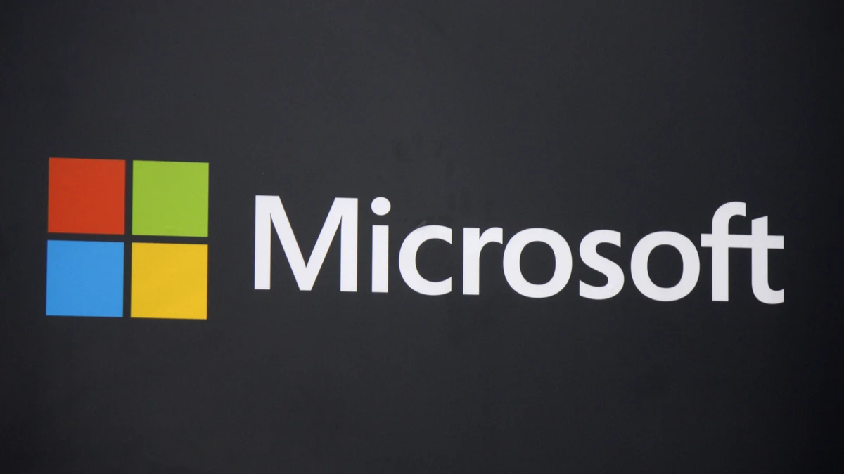 Microsoft Logo © 360b / Shutterstock.com
