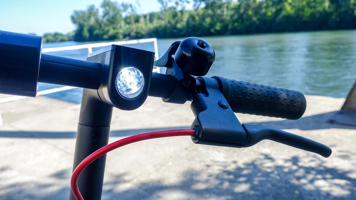Xiaomi Mi Electric Scooter Pro