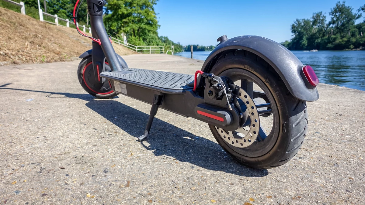 Xiaomi Mi Electric Scooter Pro