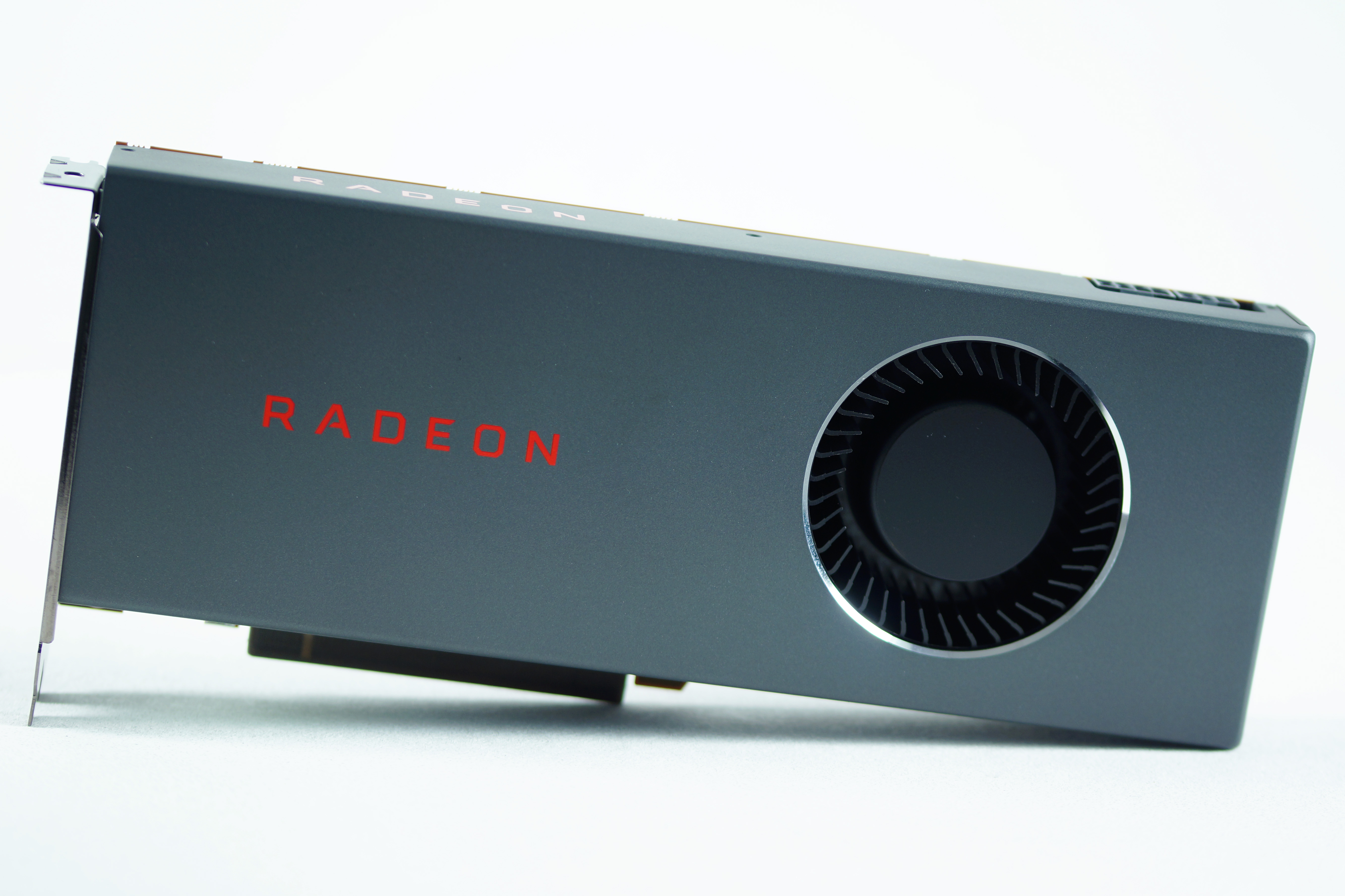 AMD Radeon : des expéditions en hausse de 22,6% sur le quatrième trimestre 2019