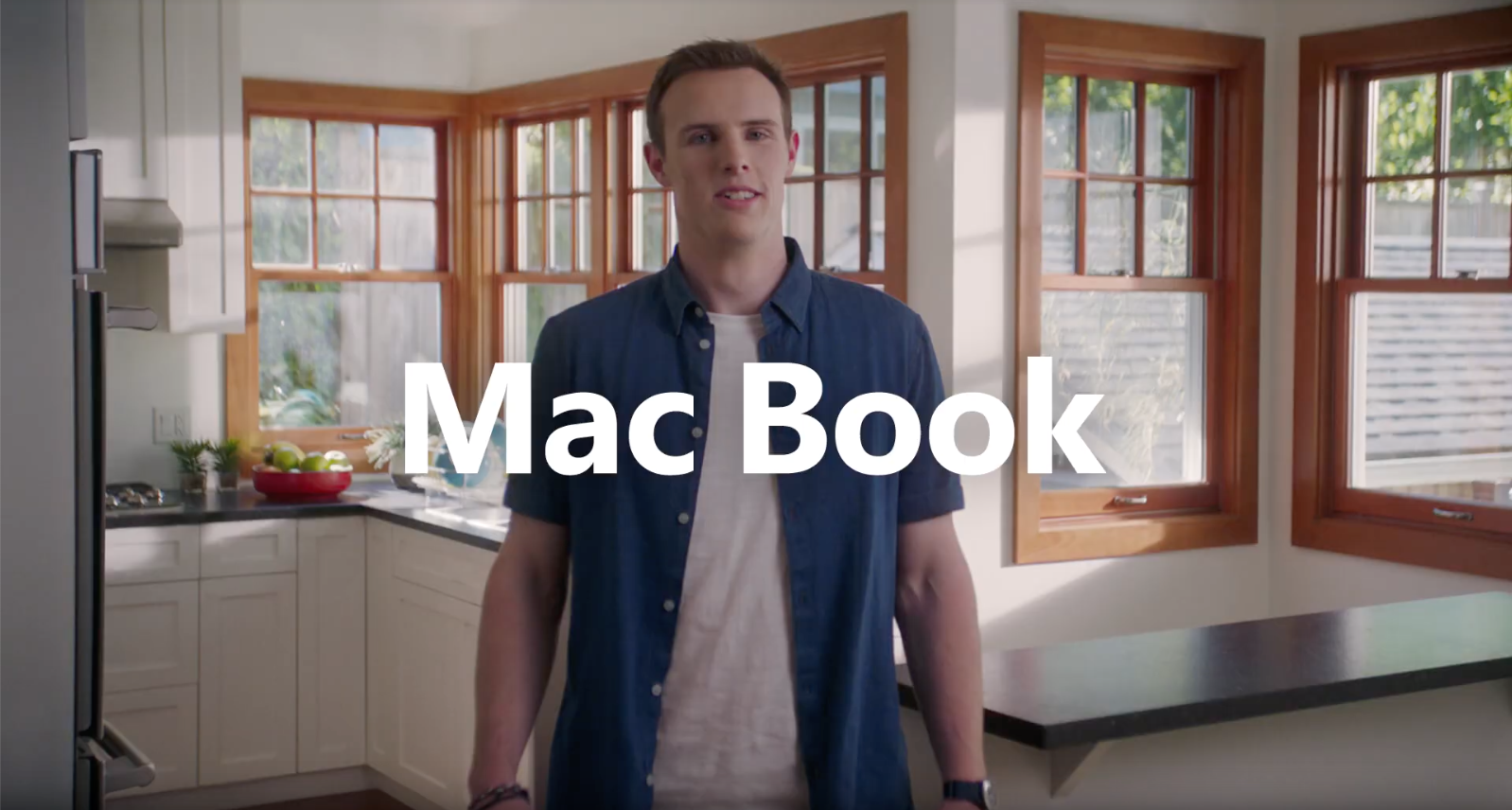 Microsoft troll Apple en faisant vanter la Surface Laptop 2 par Mac ...