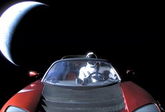 Starman et sa Tesla Roadster viennent d'achever leur première orbite autour du Soleil