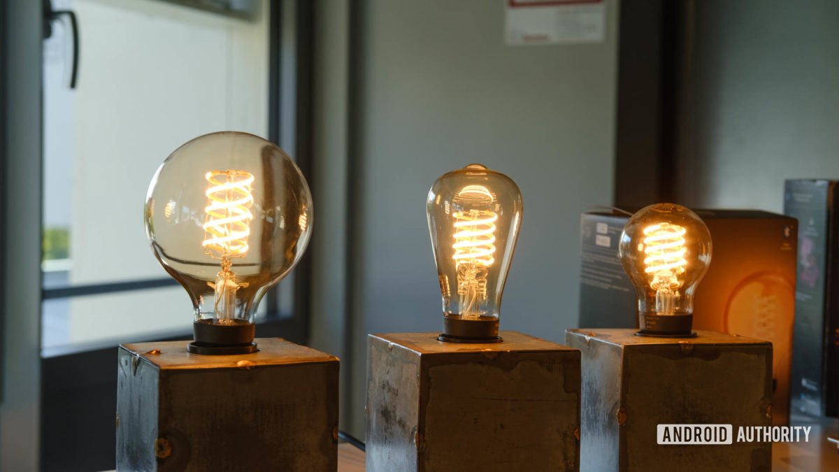 IFA 2019 : Philips lance de nouveaux modèles d'ampoule au design vintage  pour sa gamme Hue