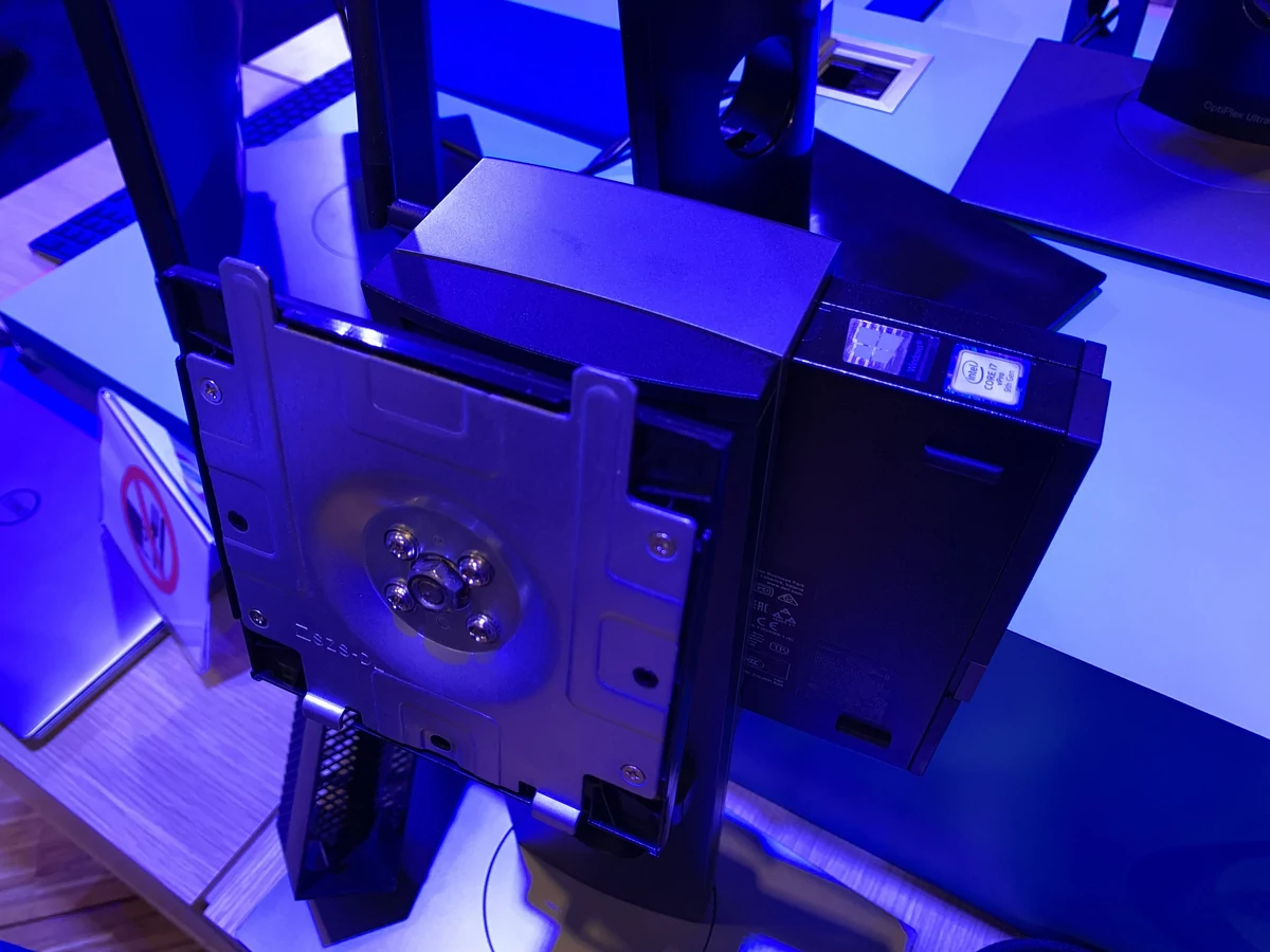 OptiPlex 7070 Ultra (1).JPG
