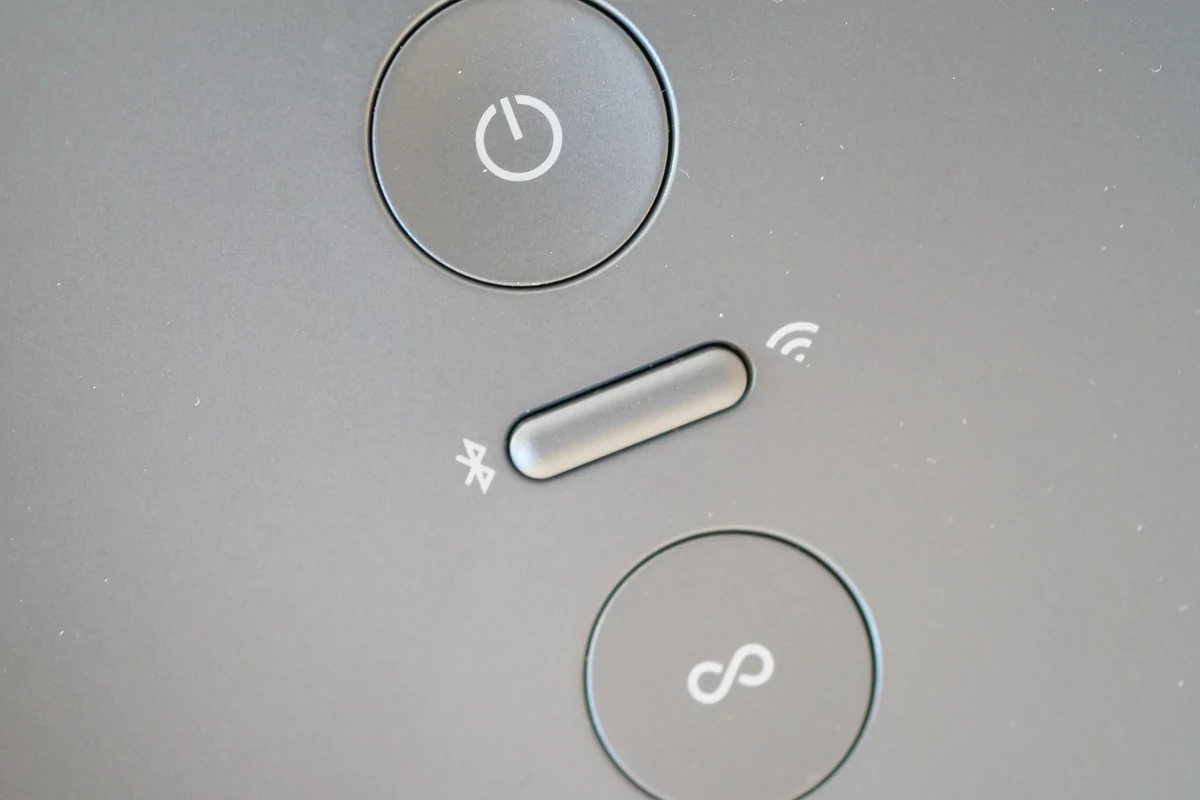 sonos-move-04-touches.jpg