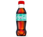 Coca-Cola dévoile la première bouteille issue du plastique récupéré en mer puis recyclé