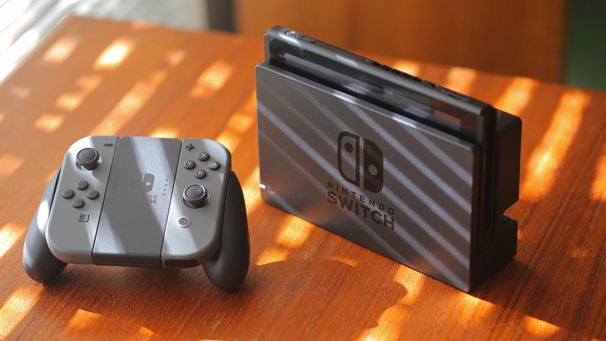 Nintendo Switch 1600x900